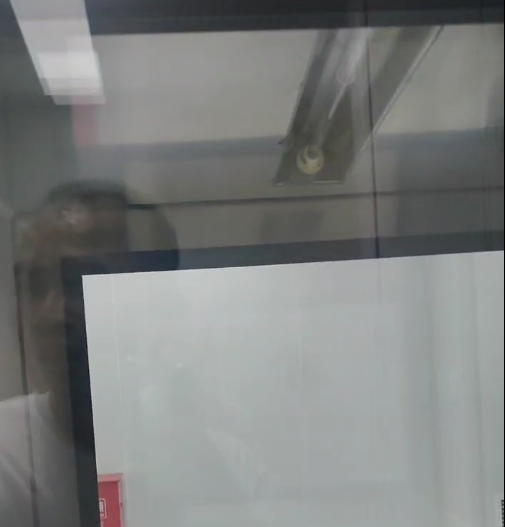 江蘇省連云港市，凈化傳遞窗殺菌燈不亮，更換