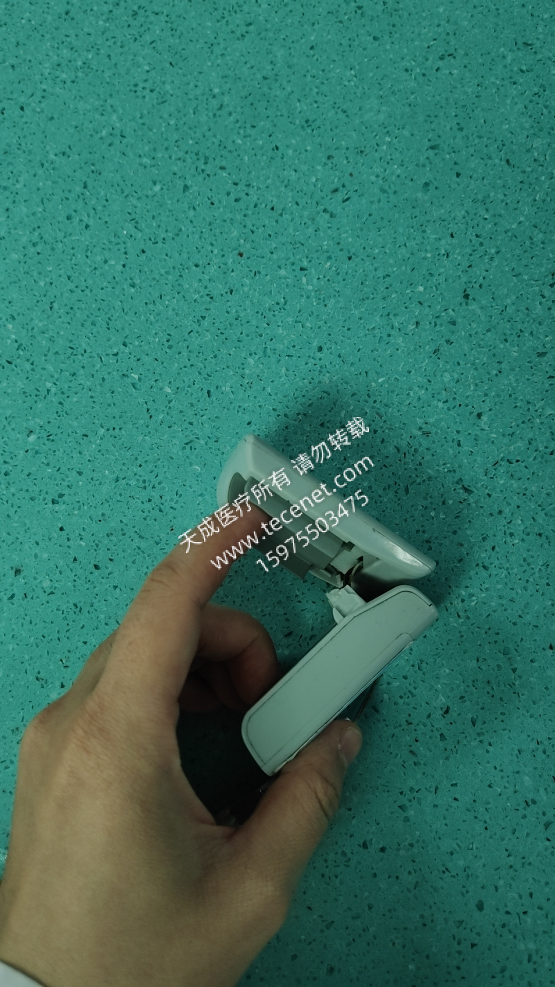 维修鱼跃 血氧指夹 YX301 血氧仪