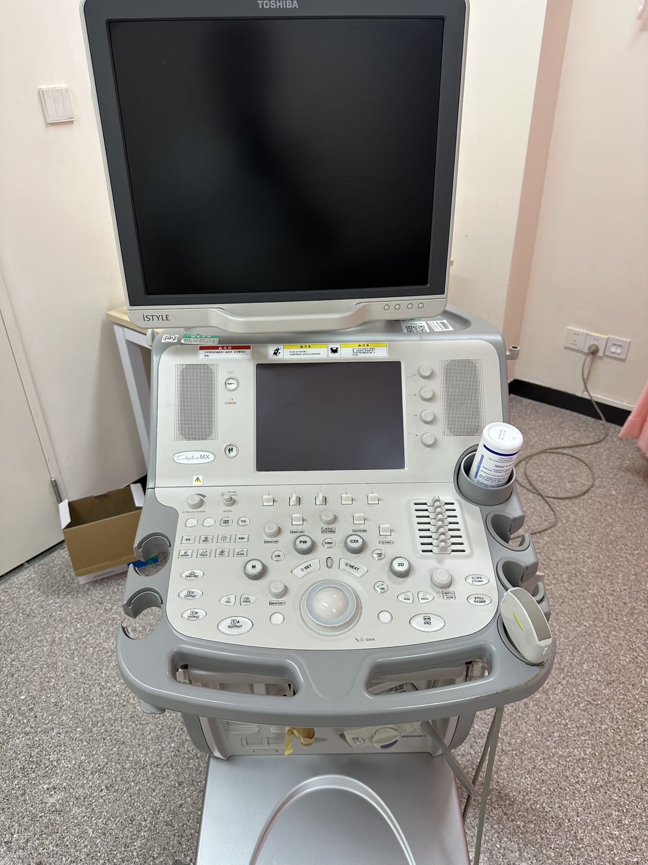 維修東芝超聲診斷儀無法開機(jī)