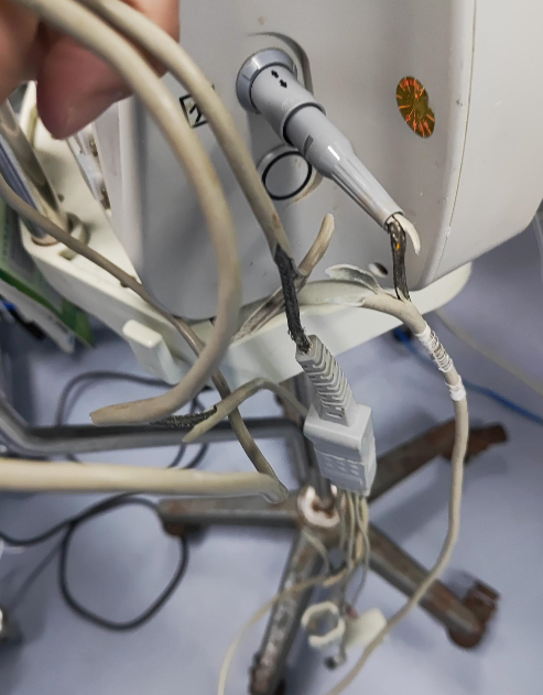 集成靶控注射系统     厂家：广西威力方舟   型号：CONCERT-Ⅰ 线材老化了