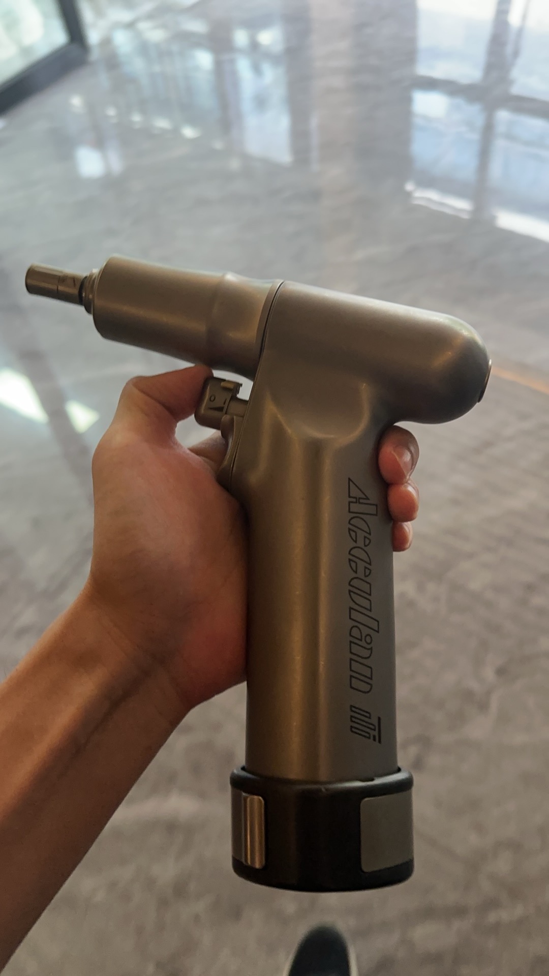 维修蛇牌胸骨锯无法启动