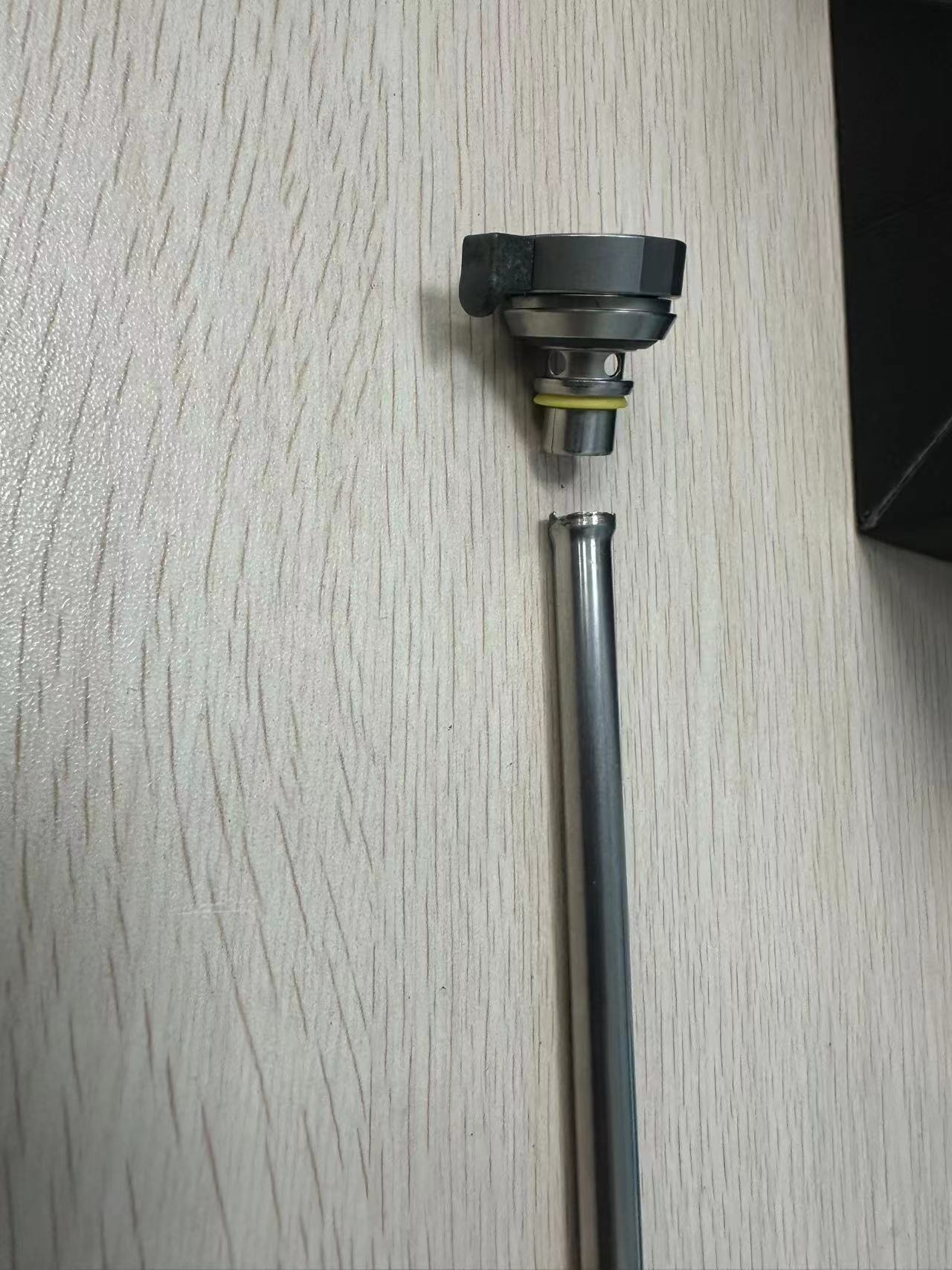 内鞘外观断裂