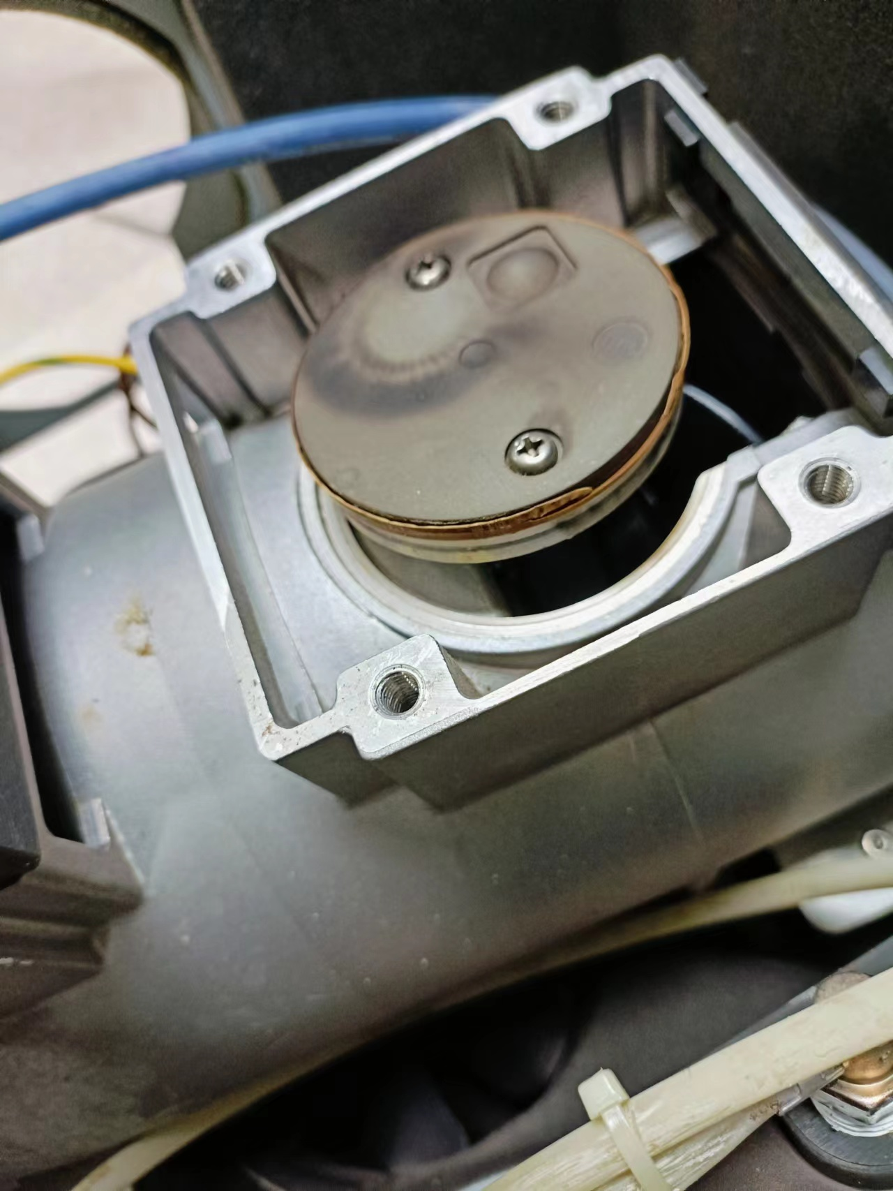 维修希森美康 全自动血涂片制备仪 SP-10 压缩机正压膜片坏