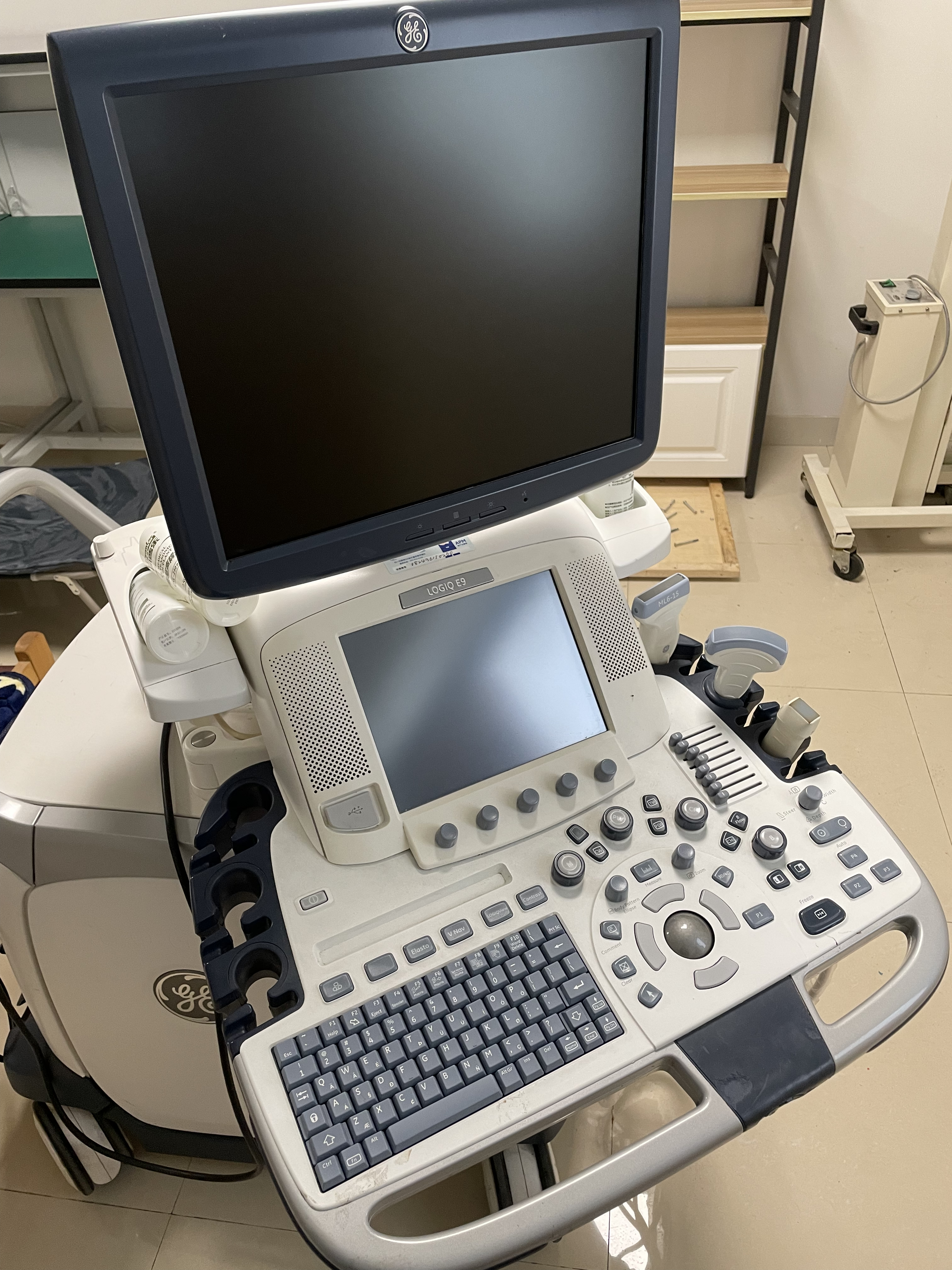 维修GE 彩色超声诊断仪 E9 通道板老化造成不通电