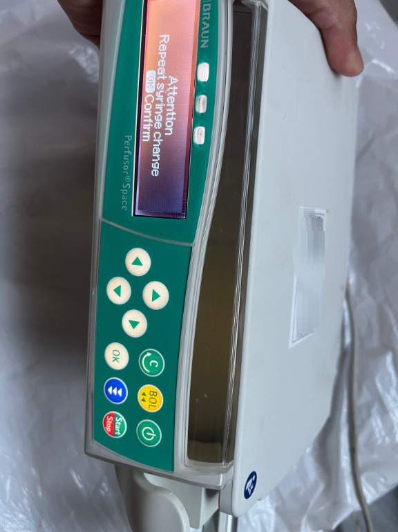 维修贝朗注射泵针筒摔断