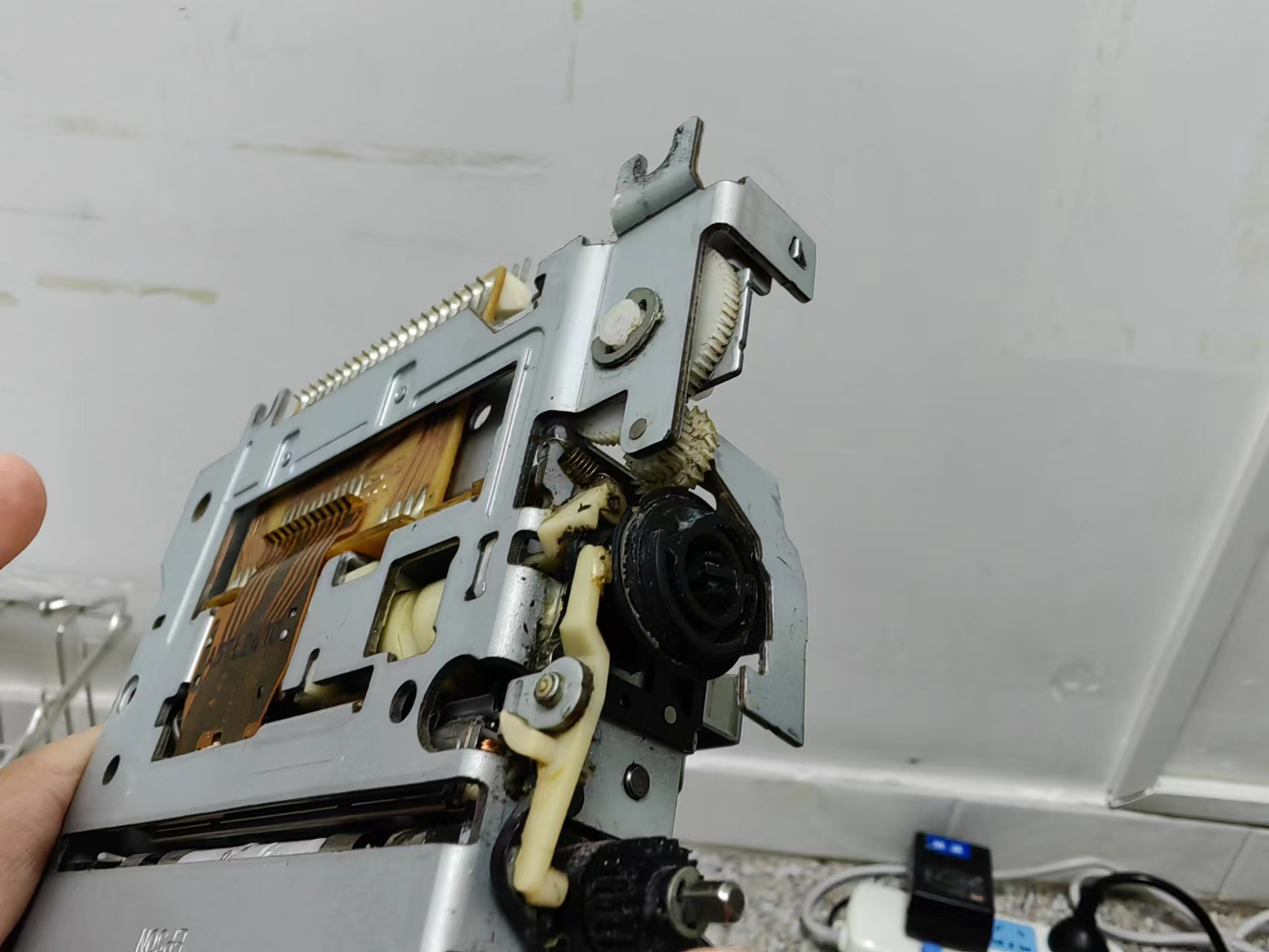 维修强生 低温等离子灭菌器 LMQ.C 条码打印不清晰