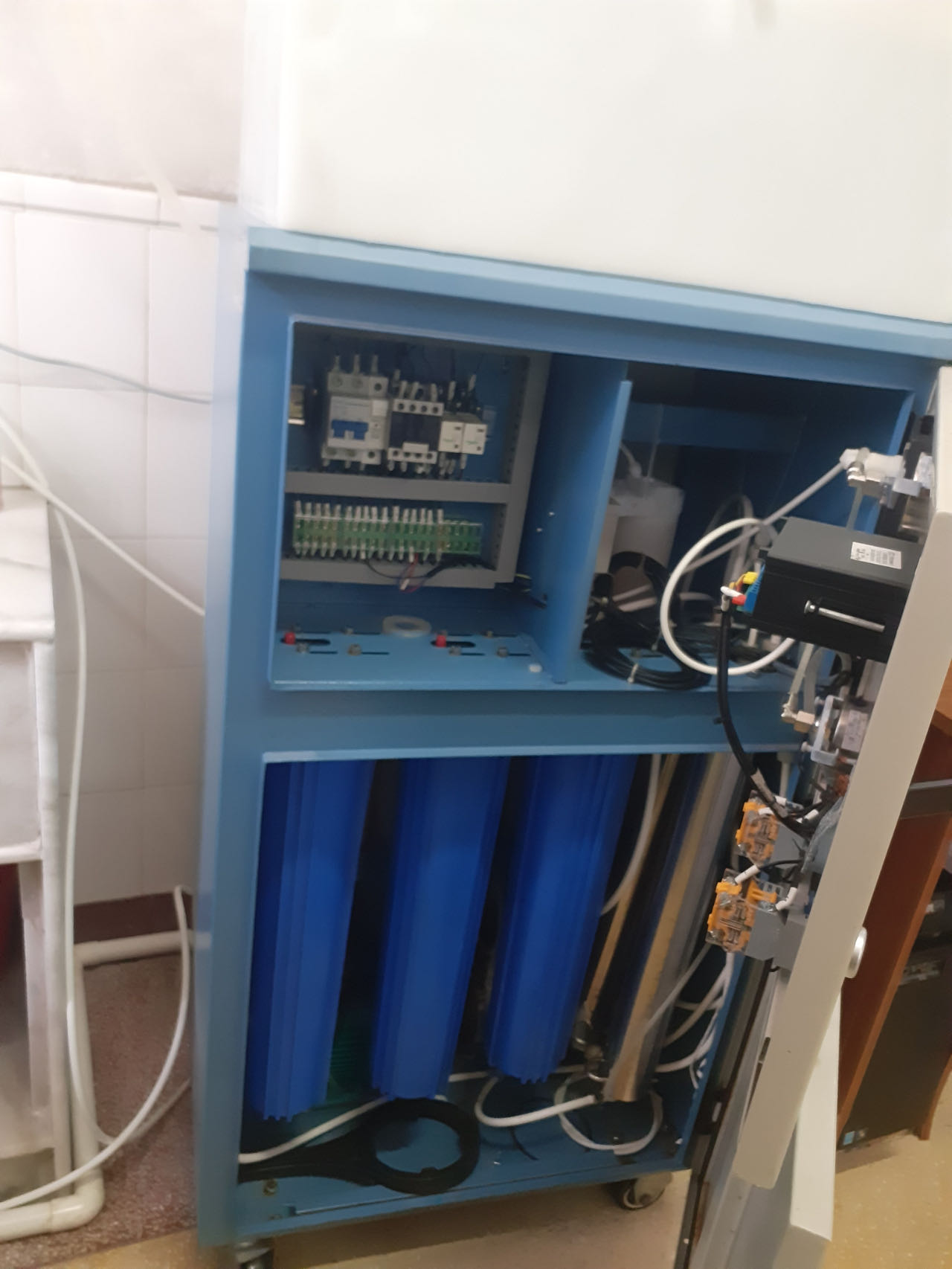 维修天创纯水机滤芯