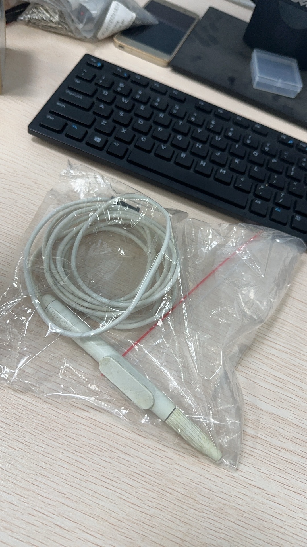 维修高频电刀笔线缆脱落