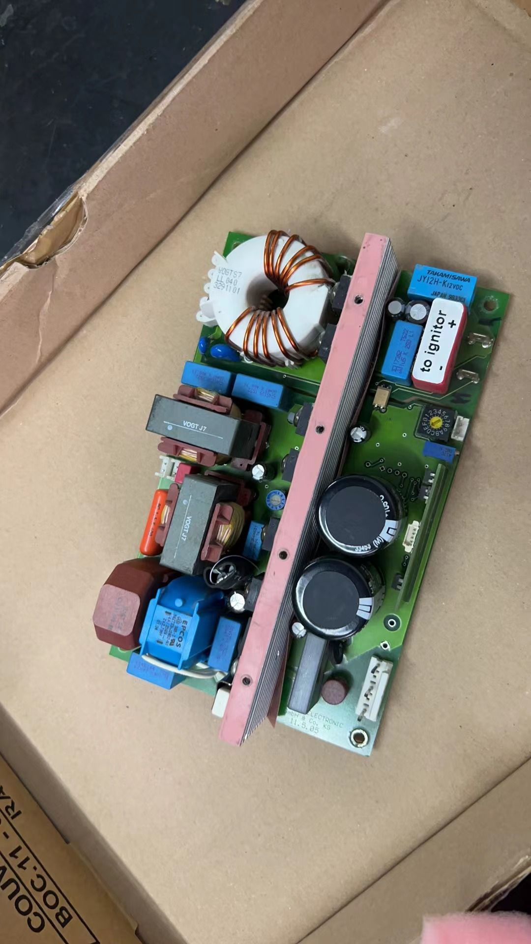 维修徕卡 手术室显微镜 M525F40 高压板坏，无法点亮灯泡 