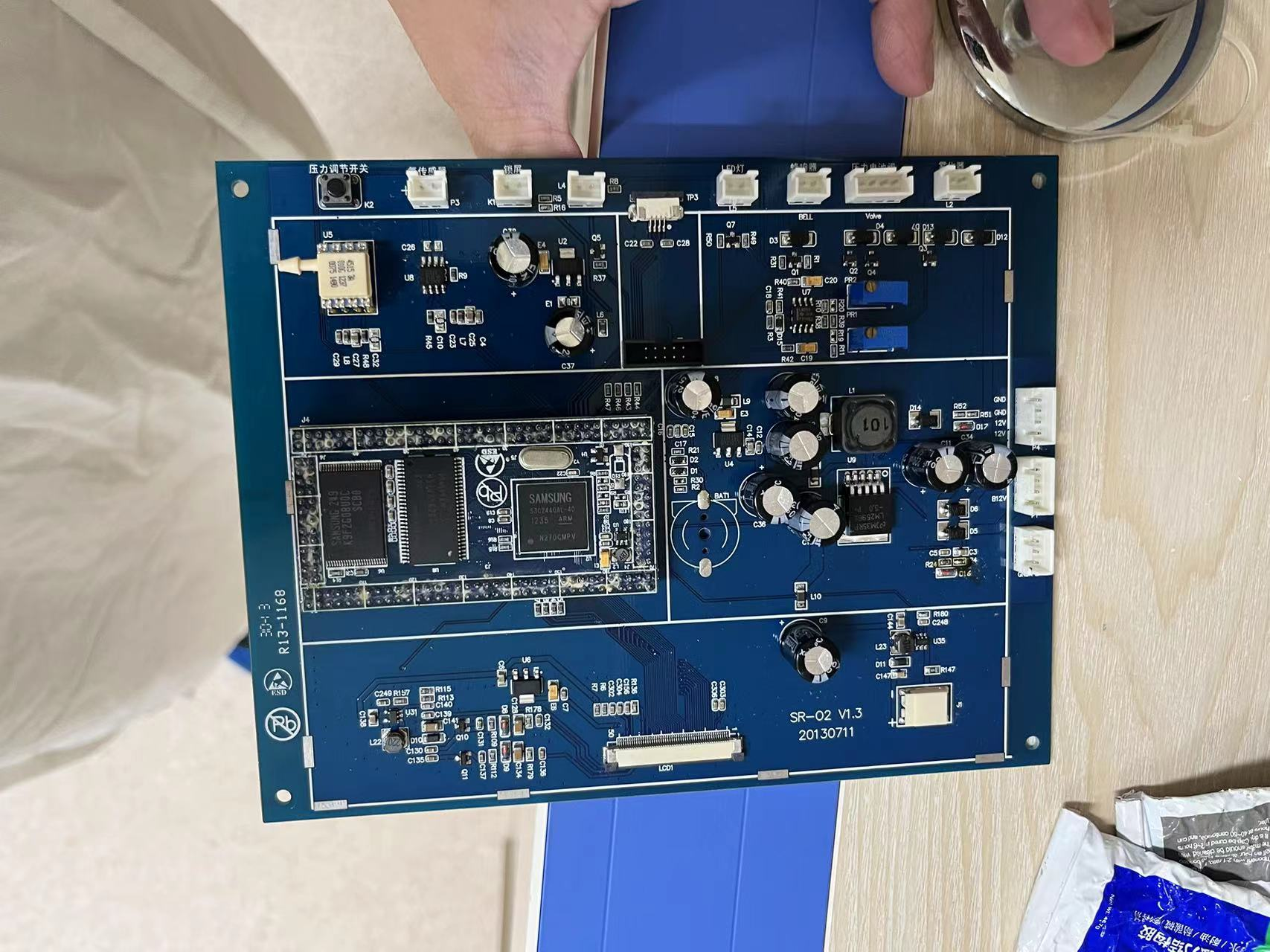 维修康尔福盛 呼吸机 CPAP-I 主板自然老化，突发性开机黑屏无法使用