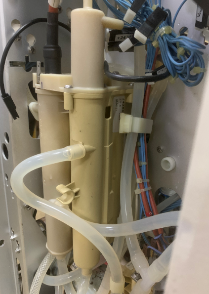 维修费森尤斯 血透机 4008B、4008S、4008S 的LP634板子、水箱、无法脱水夹释阀损坏 