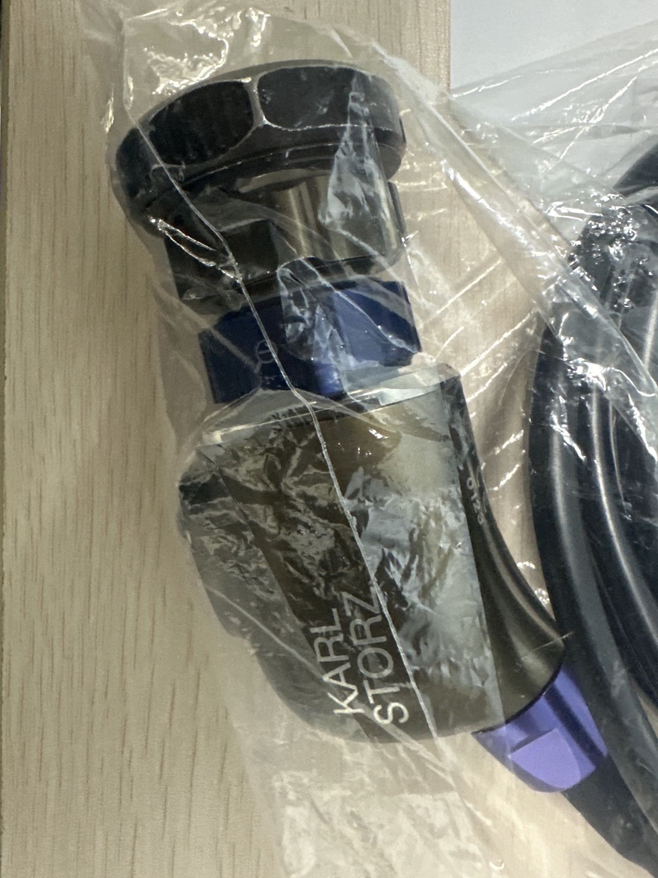 维修STORZ摄像头线缆故障，闪屏