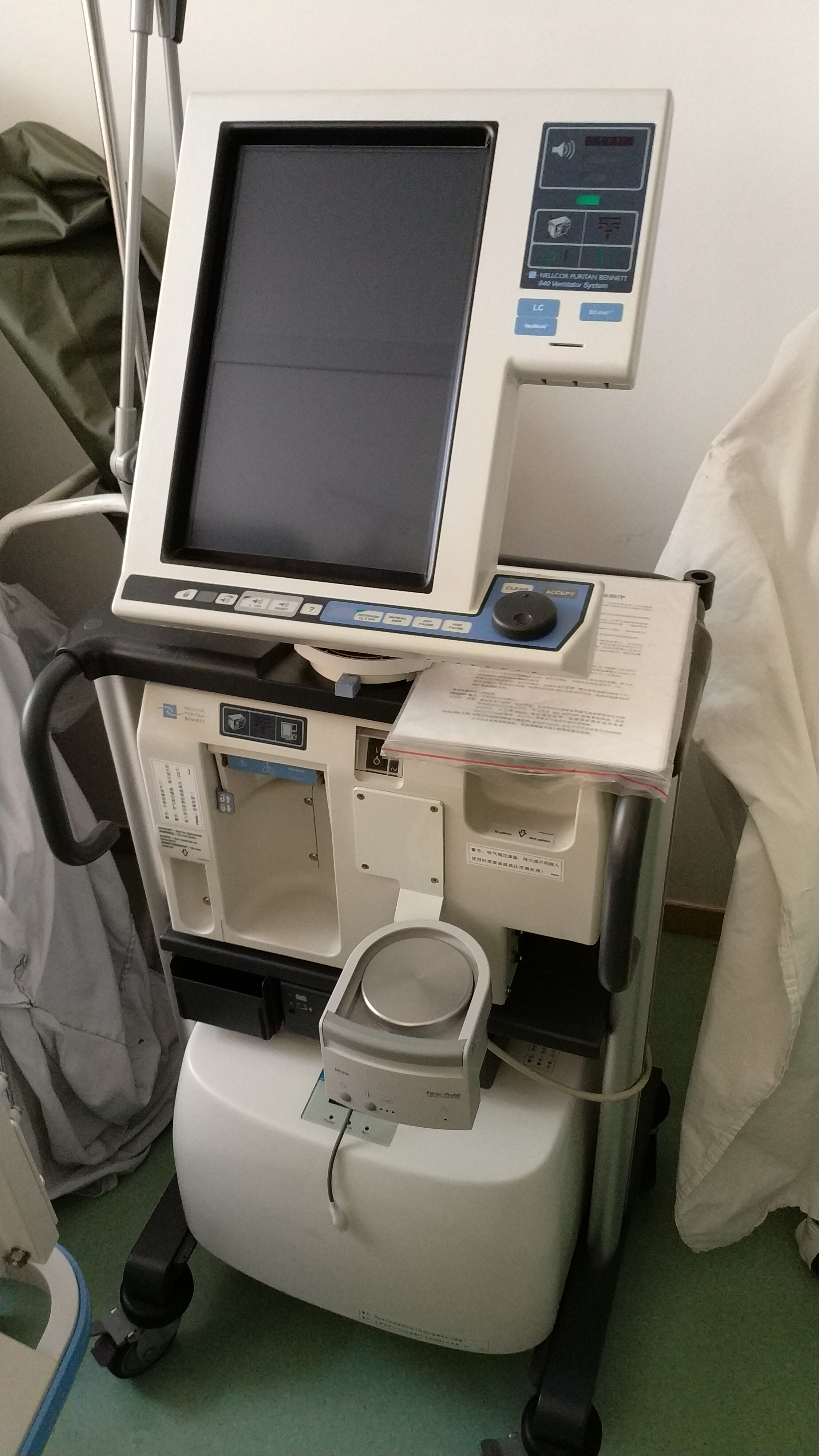 维修柯惠 呼吸机 PB840 更换氧电池