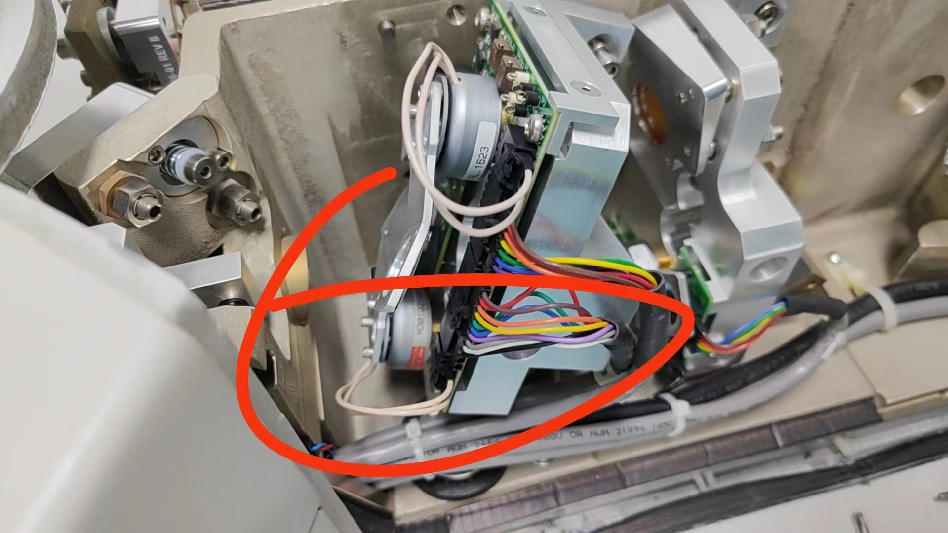 维修科医人 钬激光机 Versap80/100W 激光快门