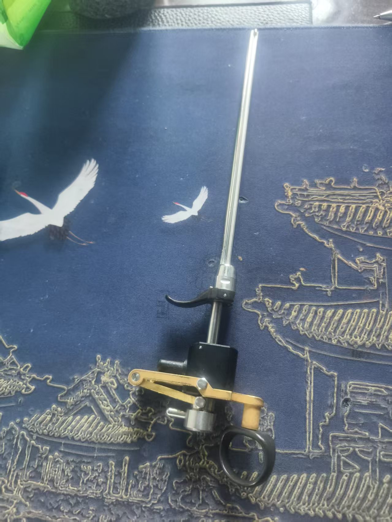 维修操作手件把手断裂