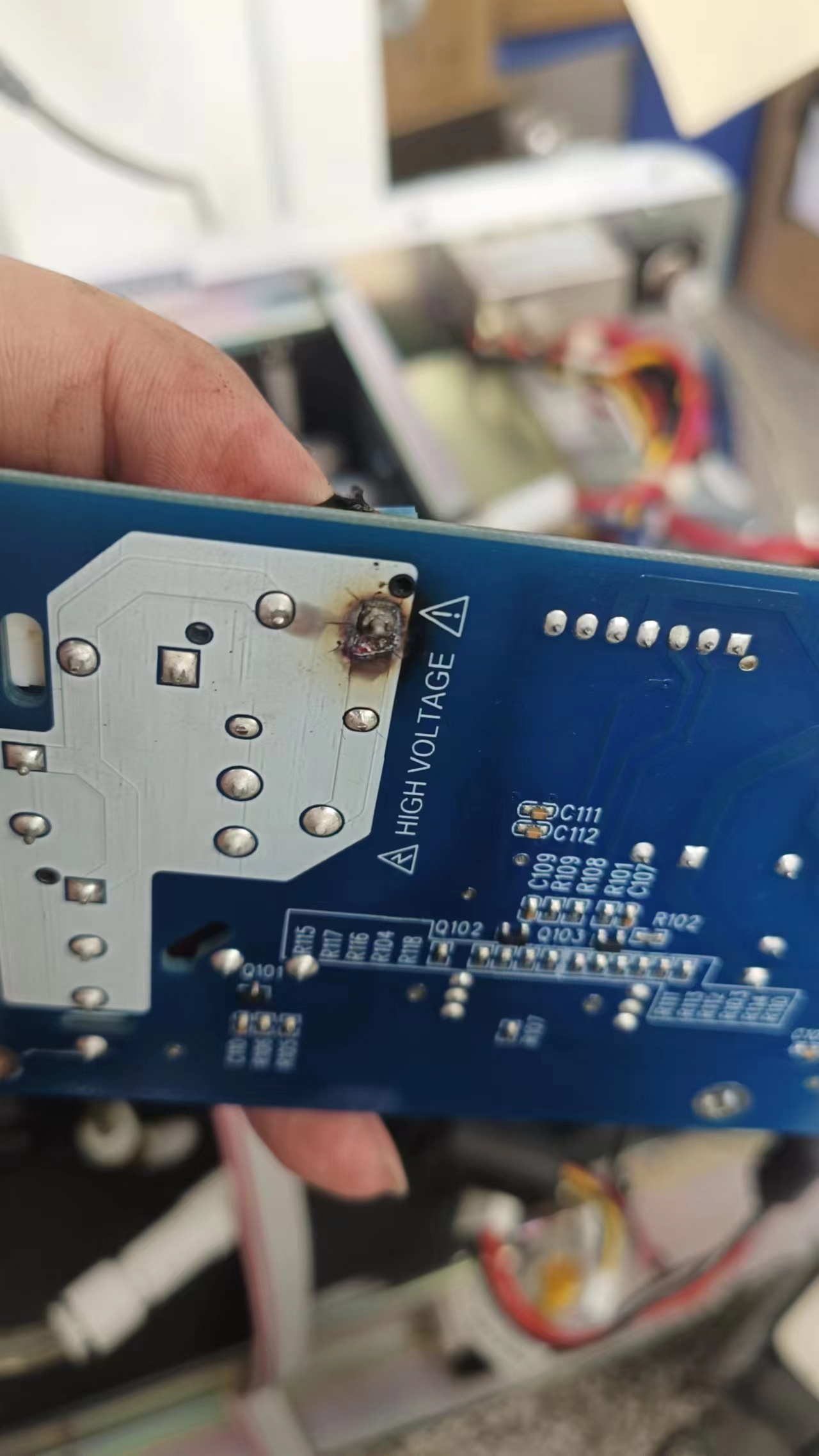 维修迈科唯 呼吸机 Servo-s 无法开机，电源板故障 