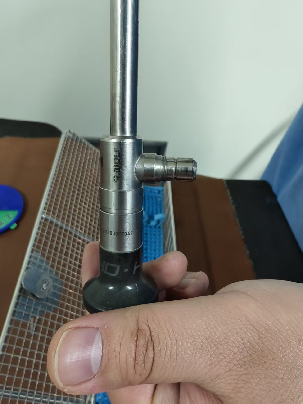 维修腹腔镜图像模糊