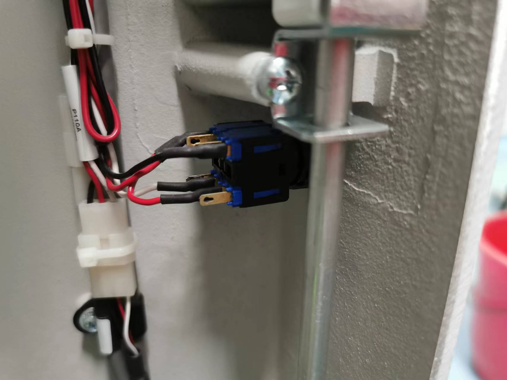 维修科医人医疗激光设备贸易有限公司 钬激光治疗机 80w/100w 通用钥匙开关