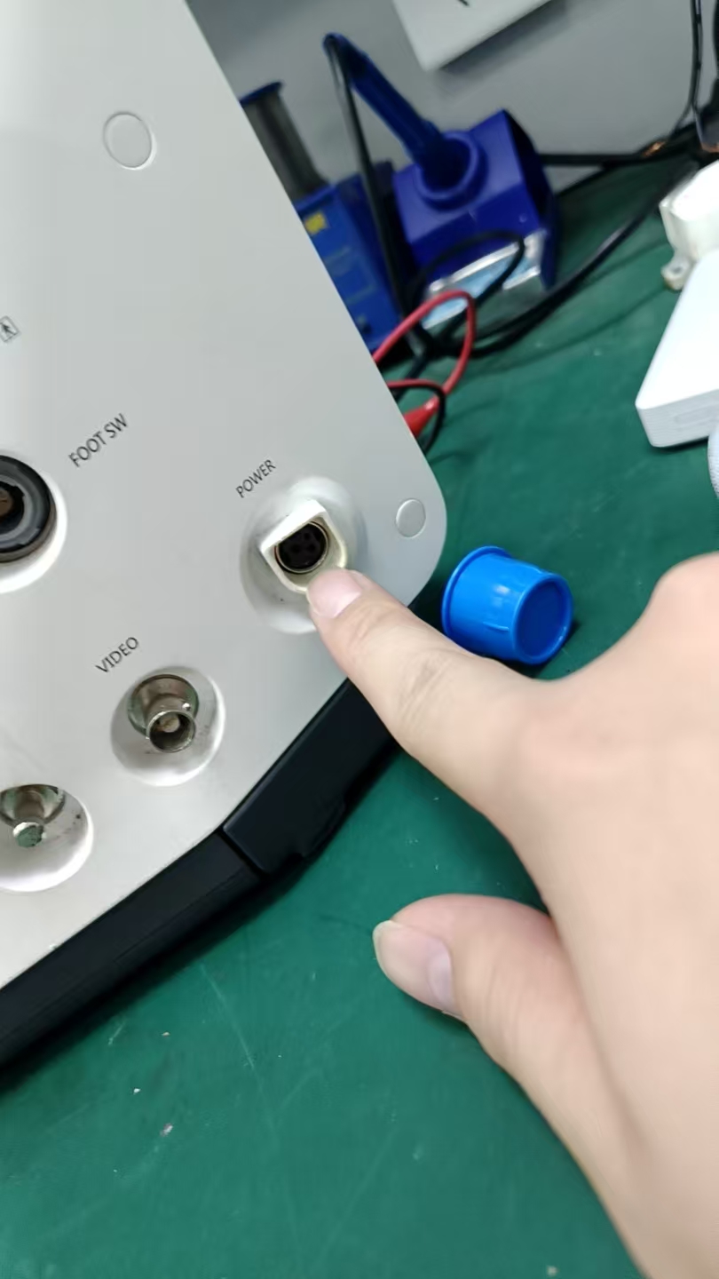 维修开立彩色多普勒超声诊断仪E1Exp，主机电源口不通电
