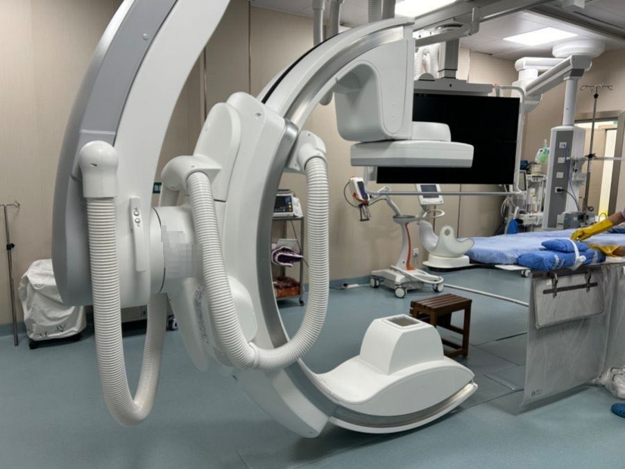 维修飞利浦DSA 7M20床经常性断电，无法使用